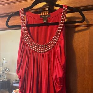 Red White House black market too